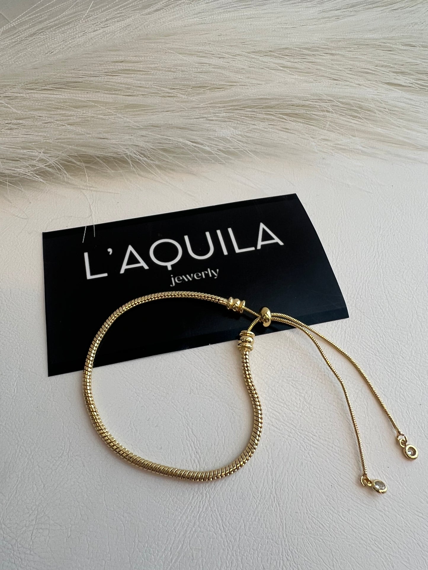 GOLD BRACELET