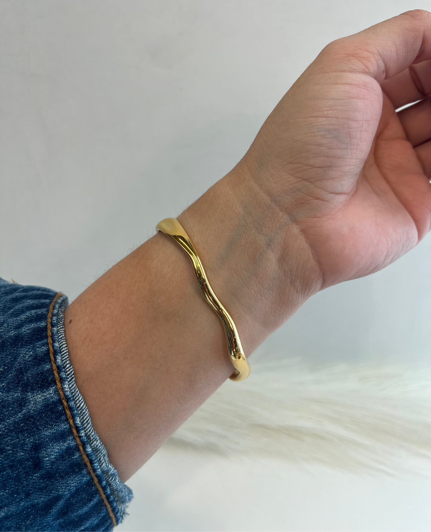 LOLA BRACELET