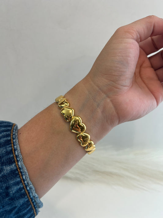 GOLD CORA BANGLE