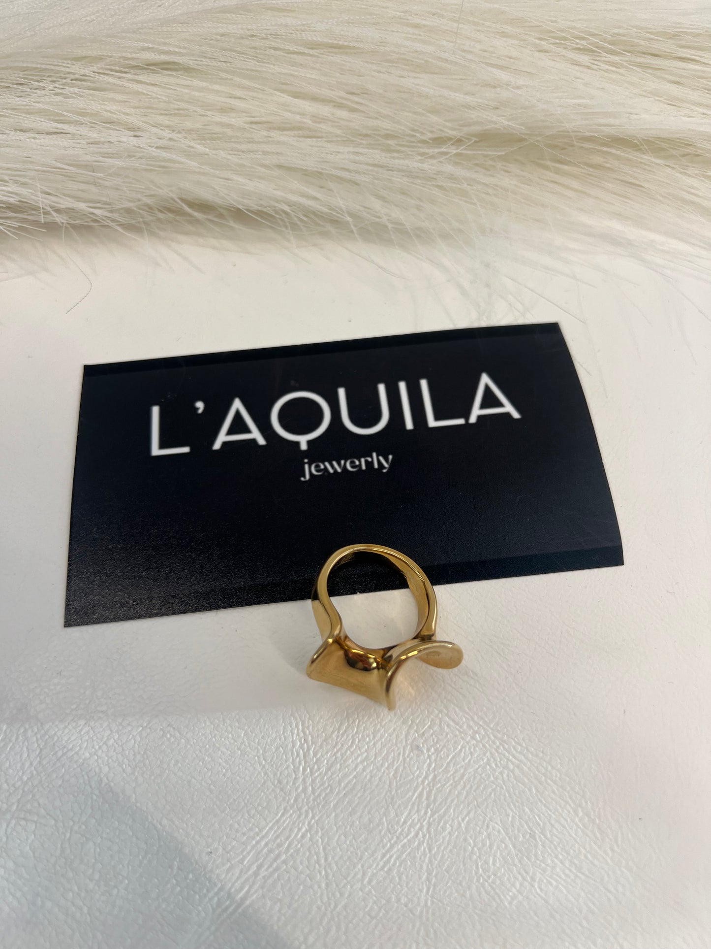 LAQUILA RING