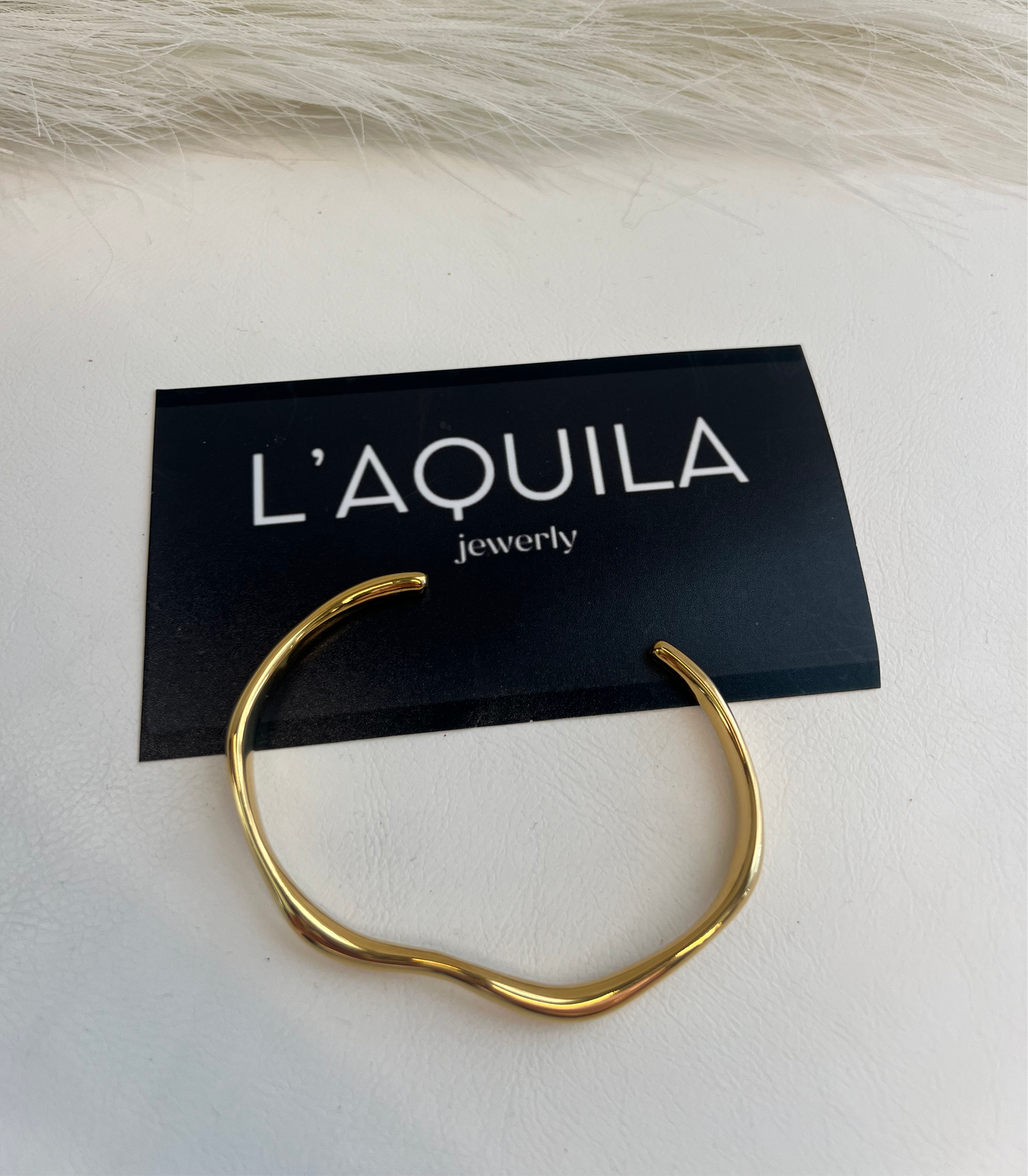 LOLA BRACELET