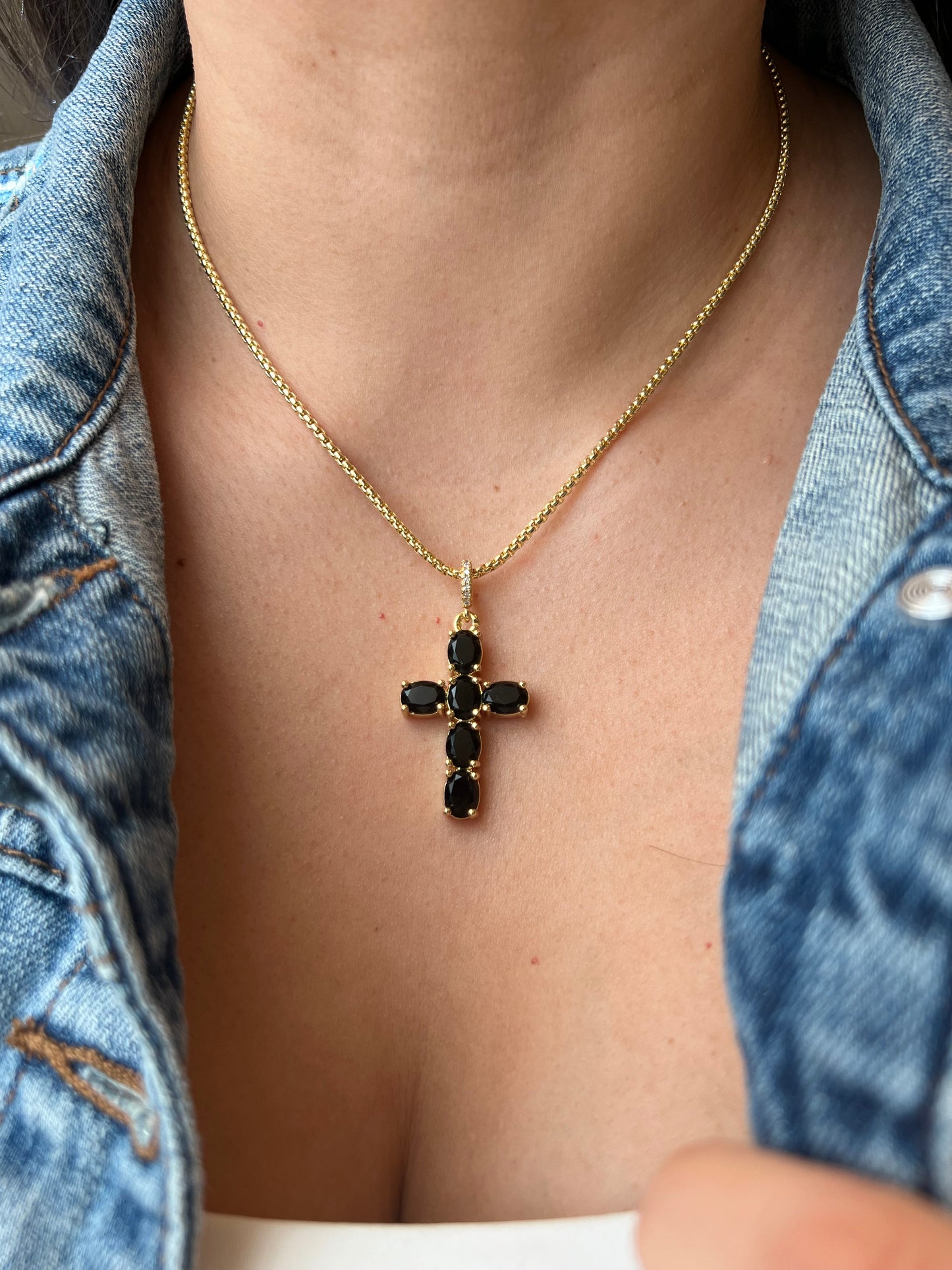 CRUZ NECKLACE