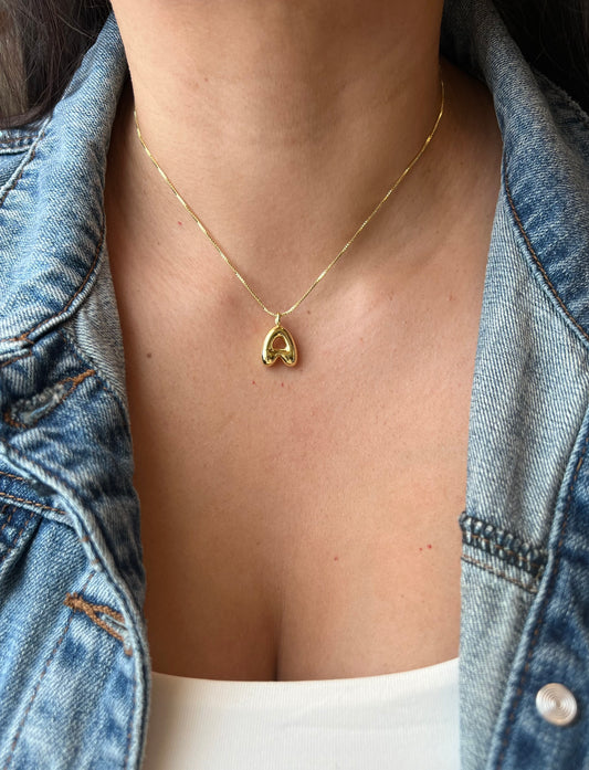 INITIAL NECKLACE